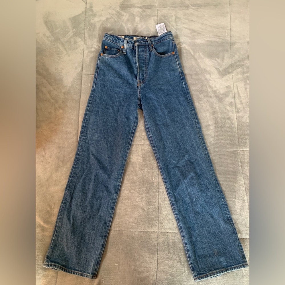 Levi rib cage straight jeans 25